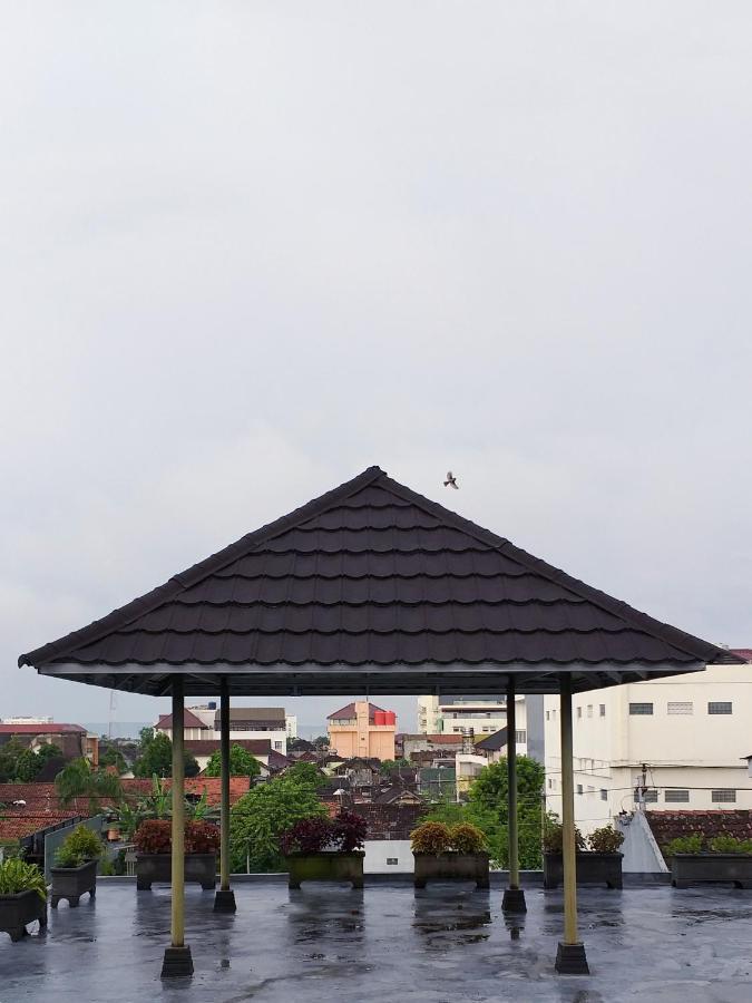 Omah Watu Homestay Γιογκιακάρτα Εξωτερικό φωτογραφία