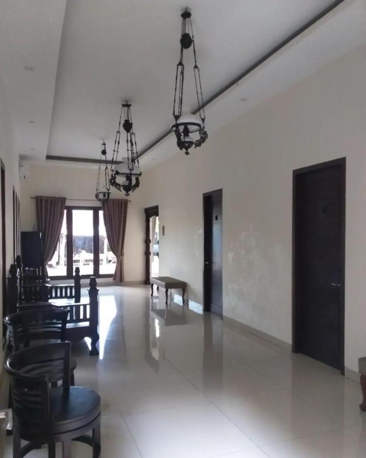 Omah Watu Homestay Γιογκιακάρτα Εξωτερικό φωτογραφία